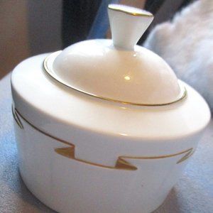 SALE!!!Vintage Paloma Picasso Bone China Sugar Bowl With Lid: Madison Avenue